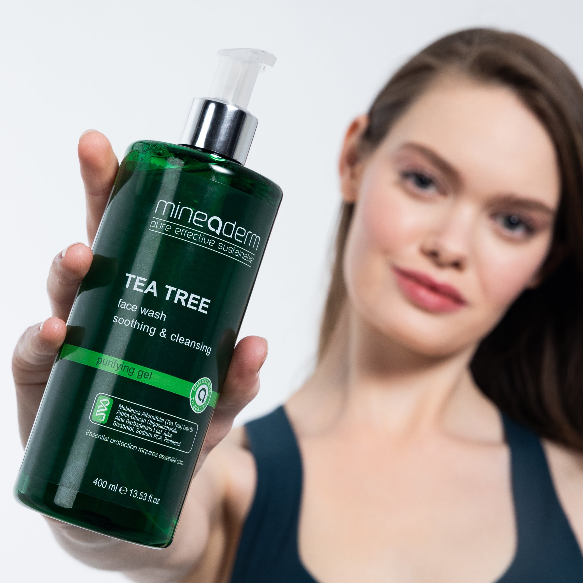 Tea Tree Face and Body Wash – Gentle Daily Cleanser with Aloe Vera, Panthenol & Bisabolol – For Acne-Prone & Oily Skin – Balances Sebum – Refreshing & Non-Drying Formula
