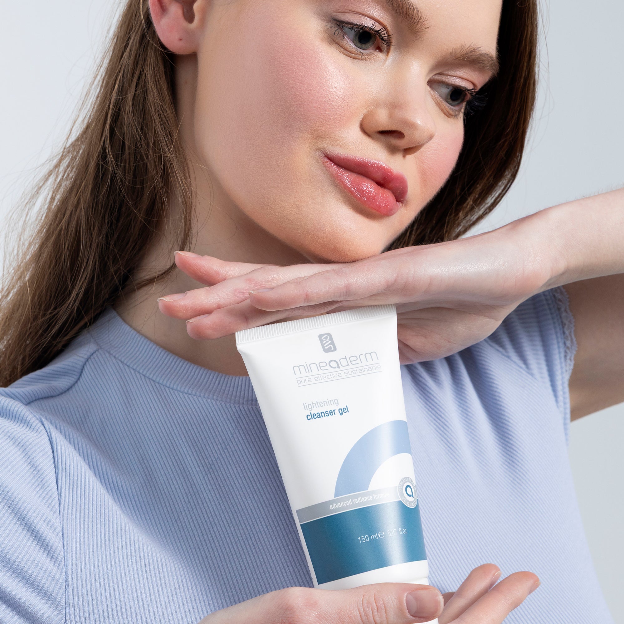 Radiance Renew Cleanser Gel – Face Wash for Uneven Tone & Dull Skin